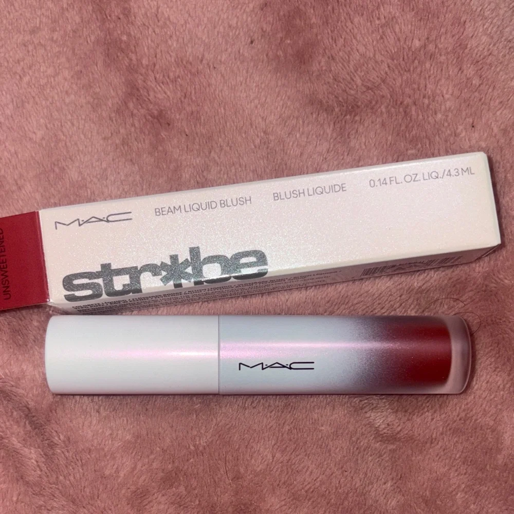 MAC Strobe Beam Liquid Blush